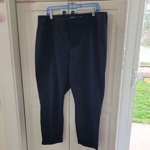 Old Navy Women's Navy Cropped Pants